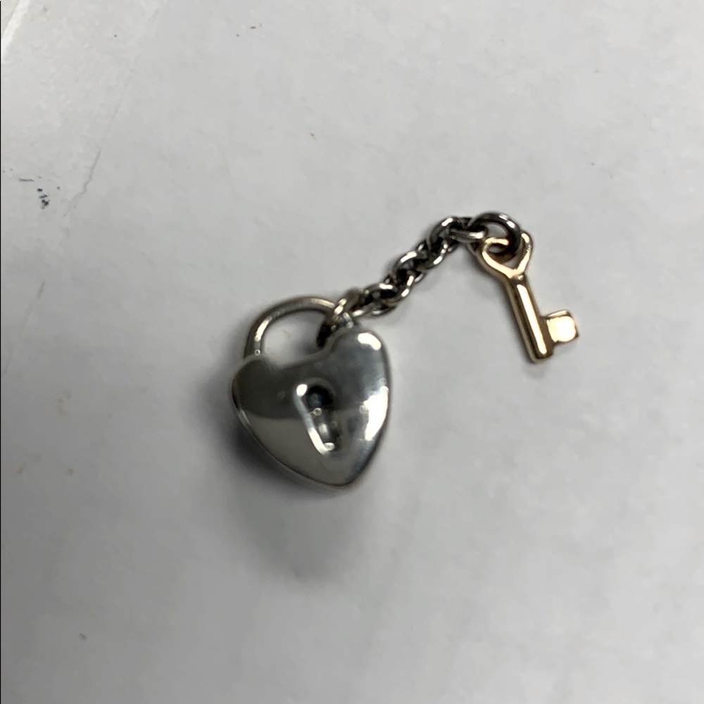 Pandora Key To My Heart charm